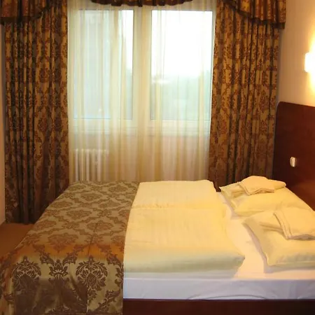 Hotell Astra 3*
